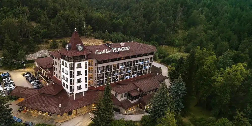 хотел с минерална вода 